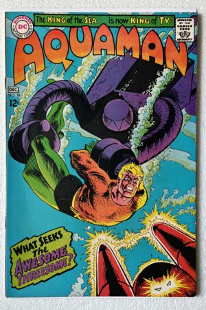 ront cover of Aquaman #36 (1967) "The Key is the Clue!" featuring the Scavenger. High-grade VF+ (8.5) condition with premium gloss and Nick Cardy art.